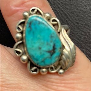 Ladies turquoise ring